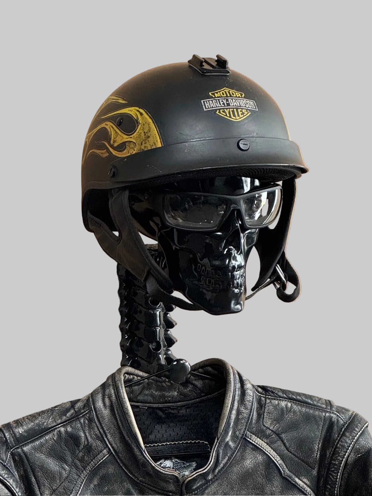 XR5 Gloss Helmet Rack
