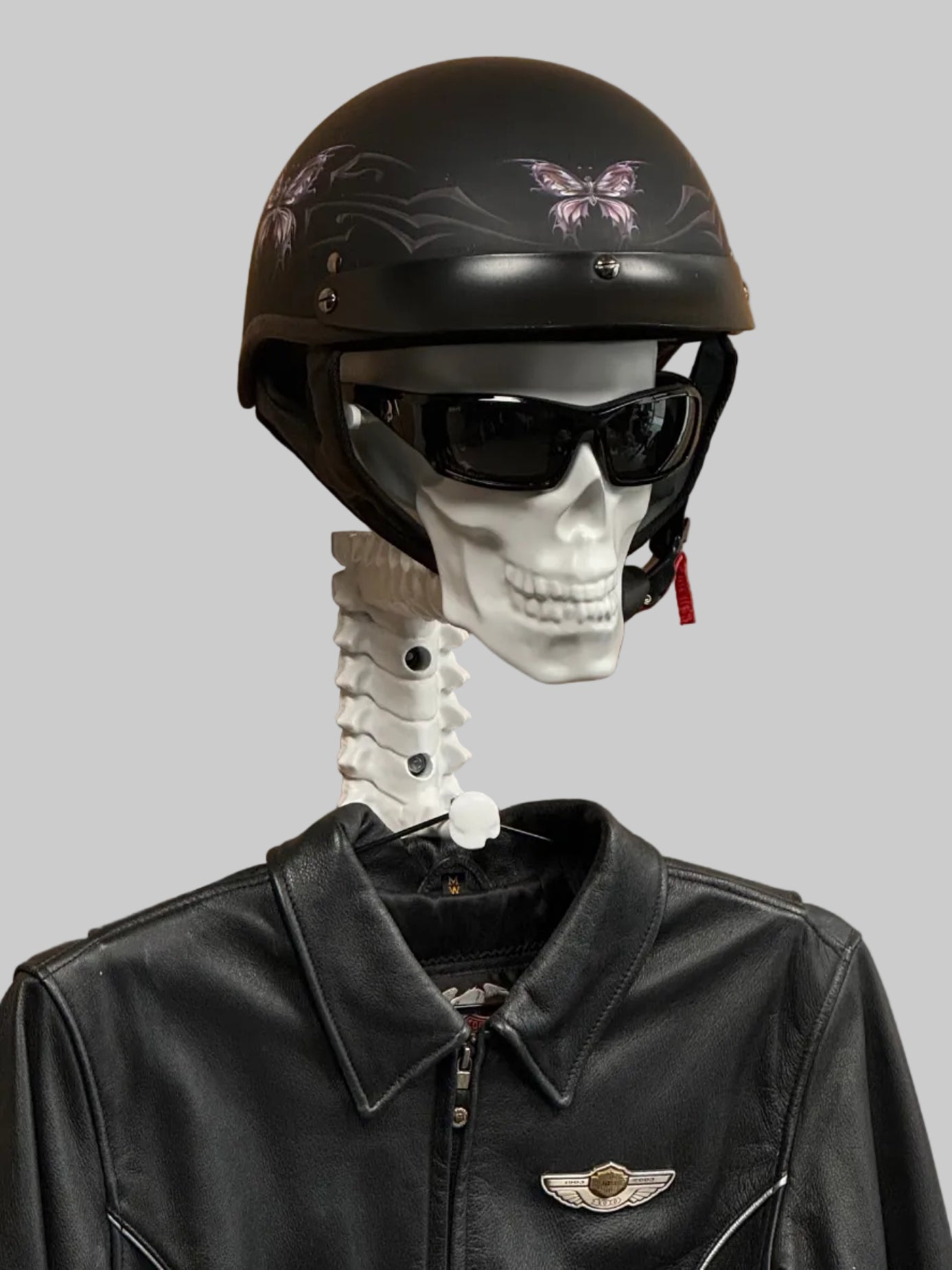 XR5 Matte Helmet Rack