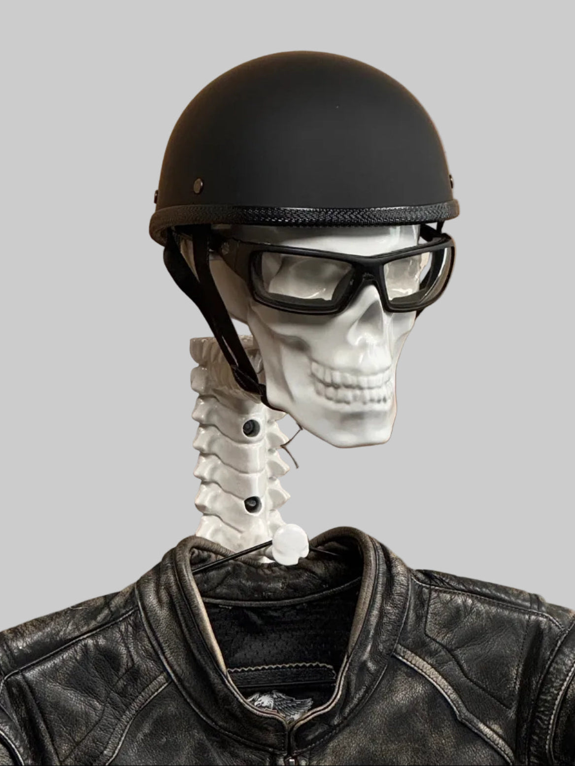 XR5 Metallic Helmet Rack