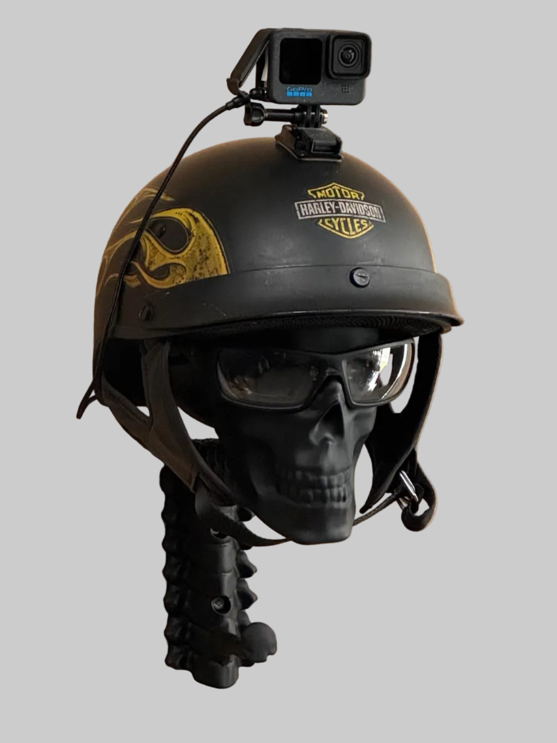 XR5 Matte Helmet Rack