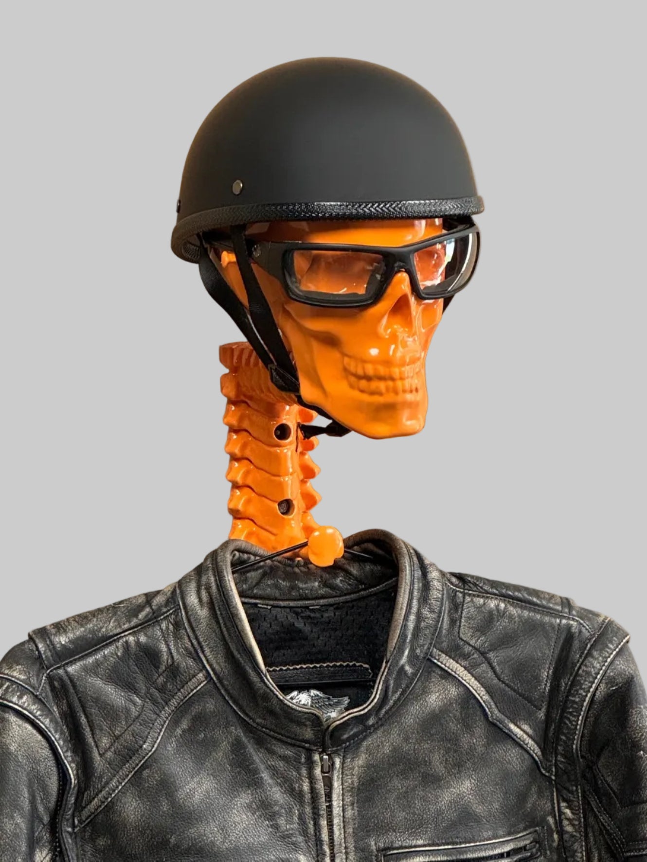 XR5 Gloss Helmet Rack